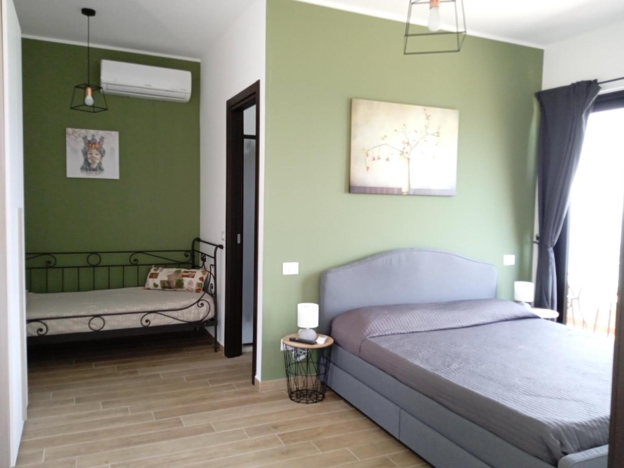 Twin Villas Rodia Bilik gambar
